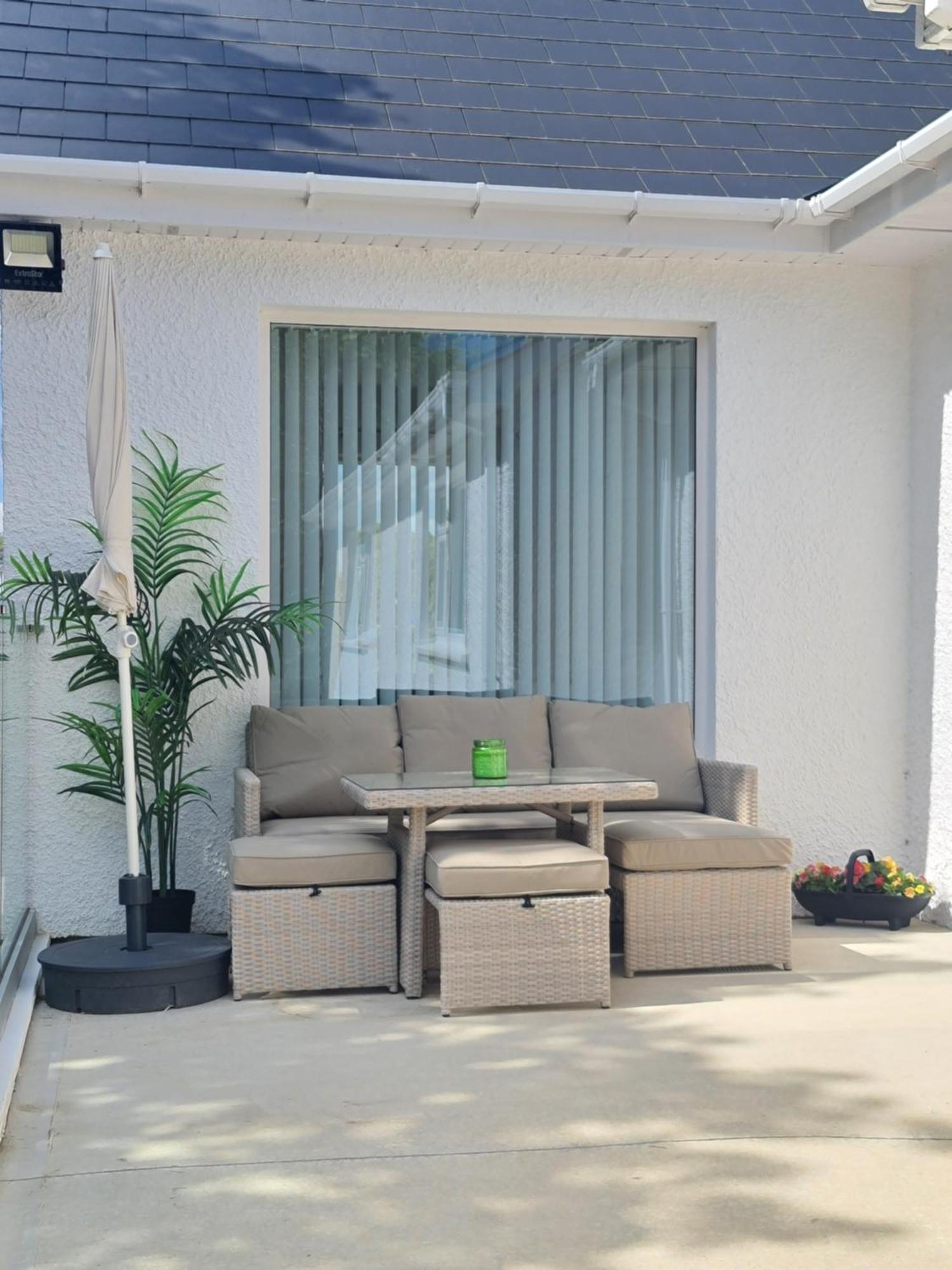Annie'S House With Thermal Health Spa Moville Exterior photo